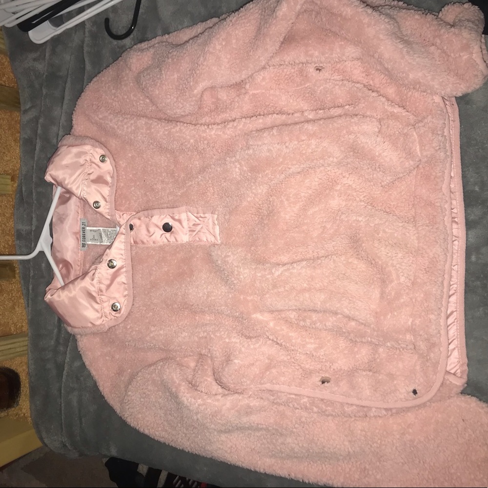 🦋Fuzzy pink jacket